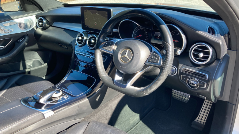 Mercedes-Benz C-Class C250d AMG Line Premium Plus 4dr Auto Diesel Saloon